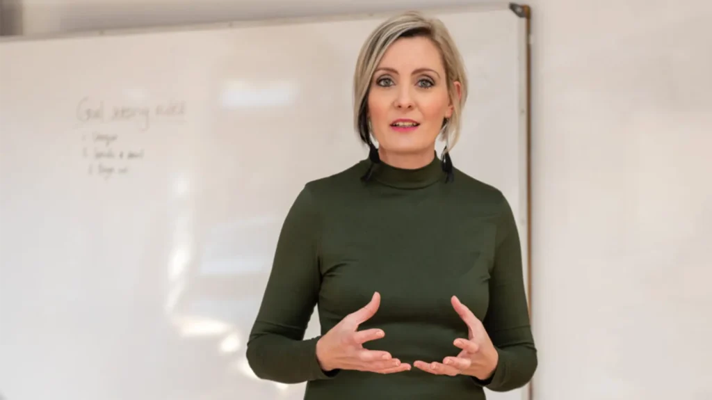 Lynnwood Academy - Coaching Skills for High-Performing Leaders Course